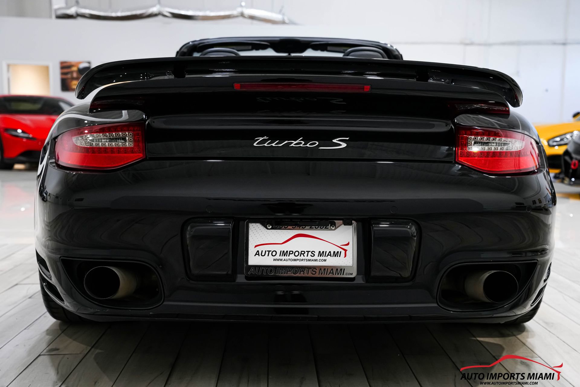 Used 2012 Porsche 911 Turbo S image 17