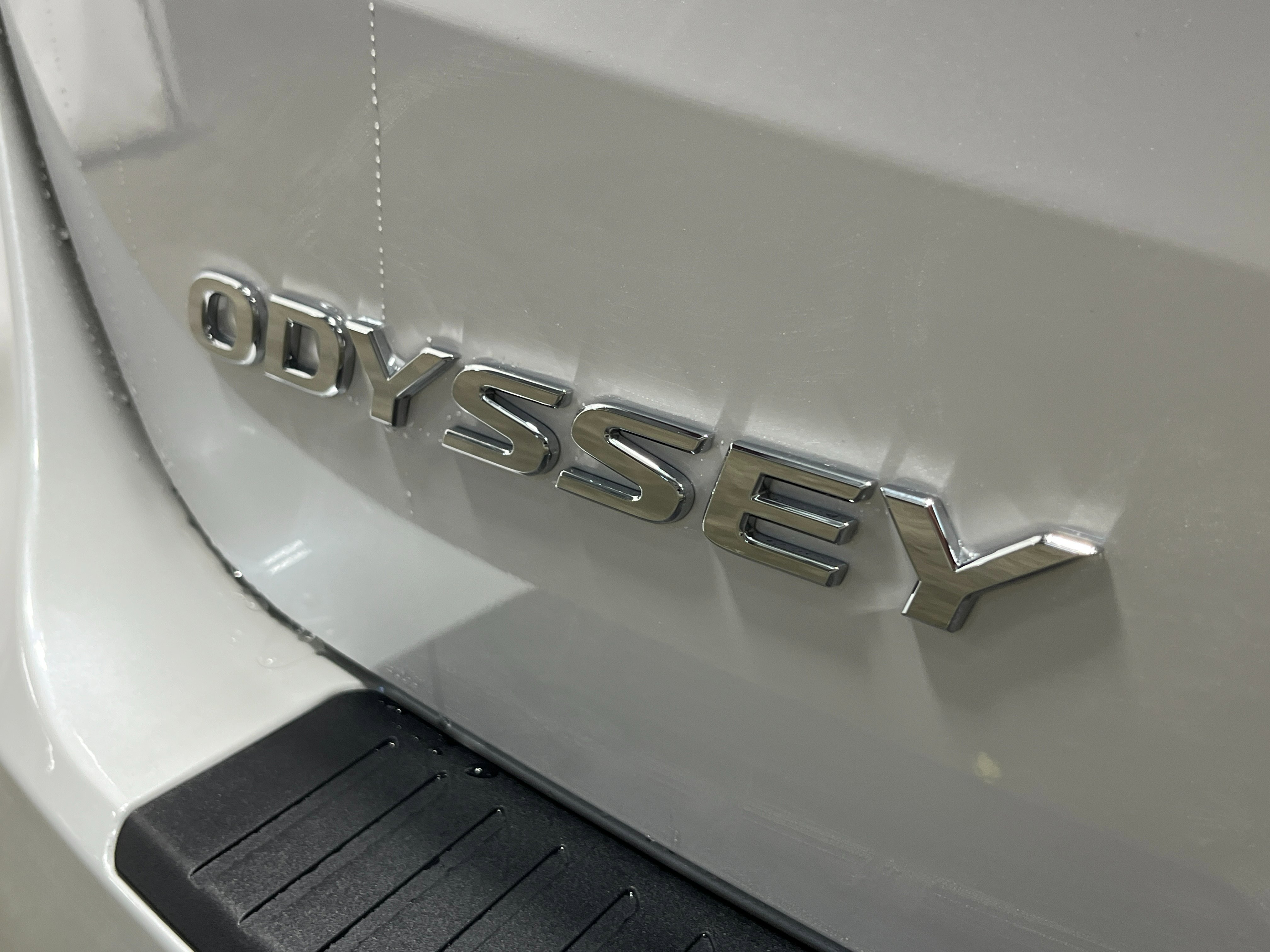 New 2026 Honda Odyssey EX-L image 6