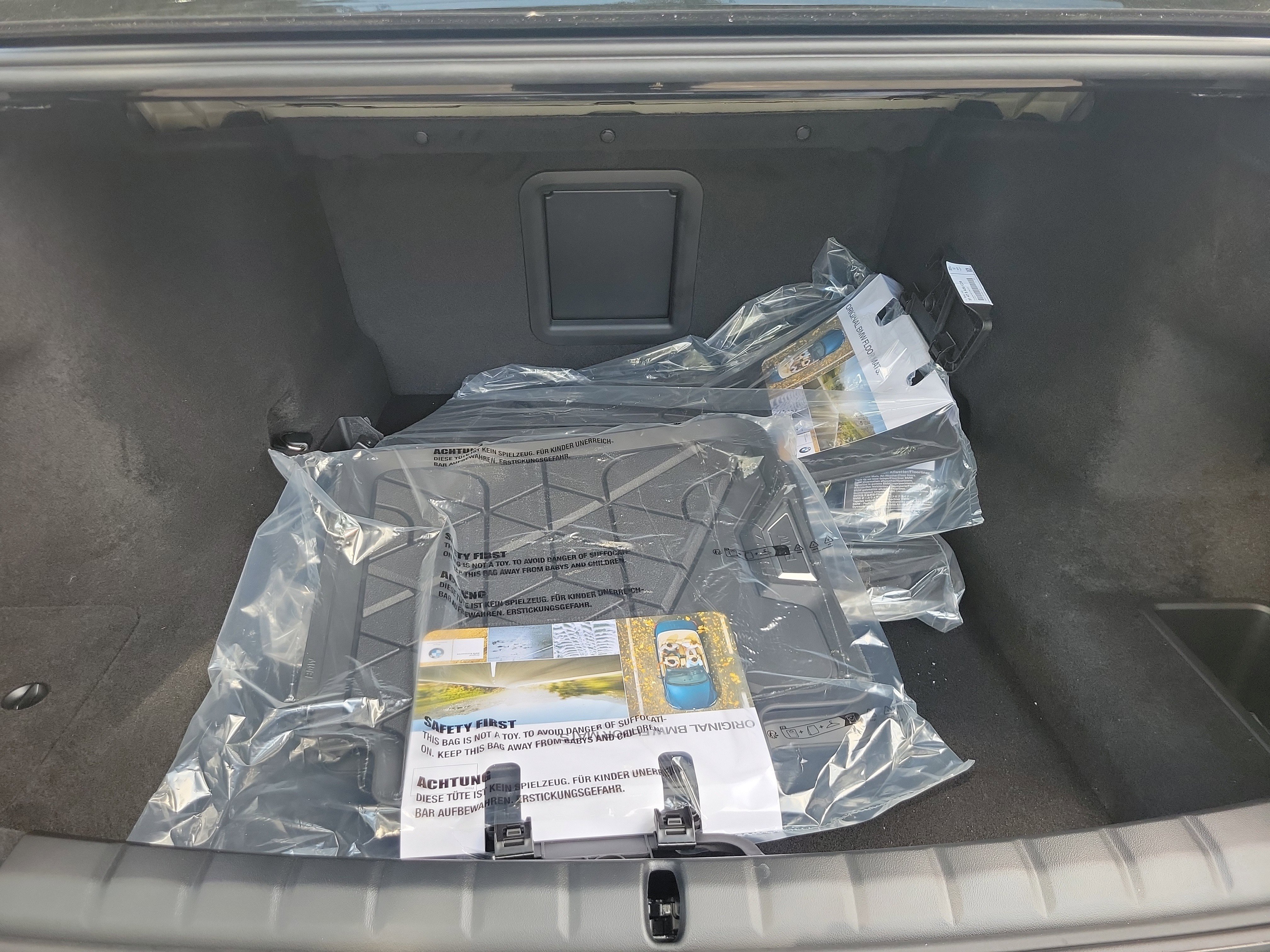 New 2026 BMW 760i xDrive w/ Executive Package AWD/4WD image 7