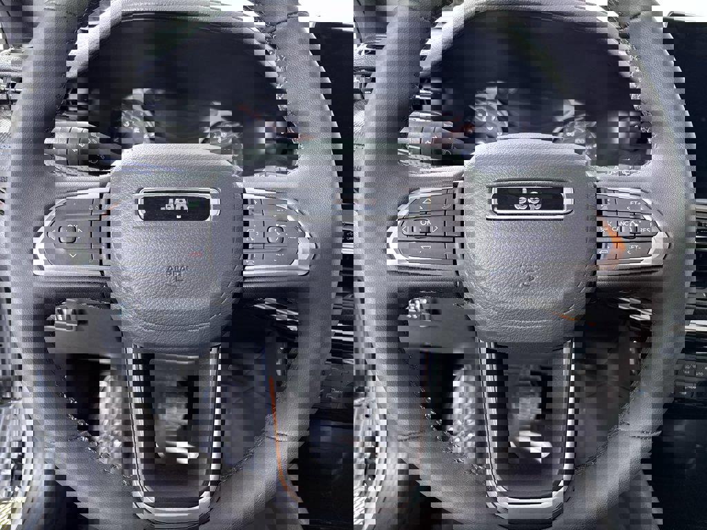 Used 2026 Jeep Compass Limited image 21