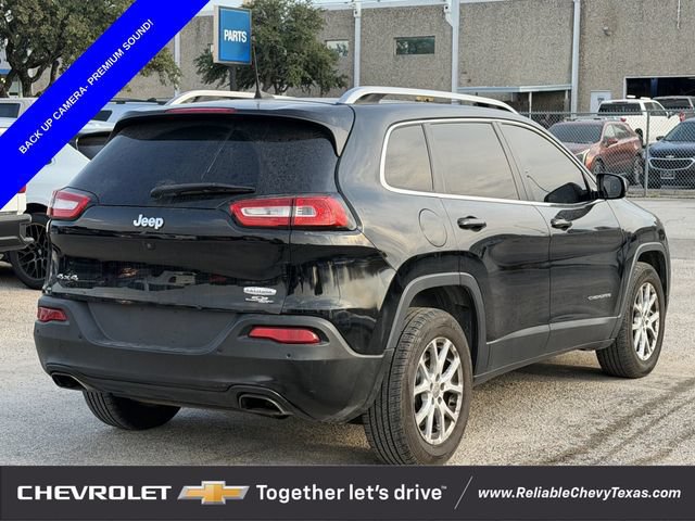 Used 2017 Jeep Cherokee Latitude w/ Safety/Convenience Group AWD/4WD image 6