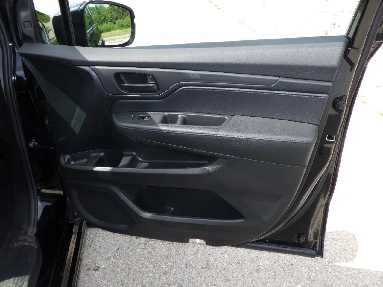 Used 2023 Honda Odyssey Sport image 15