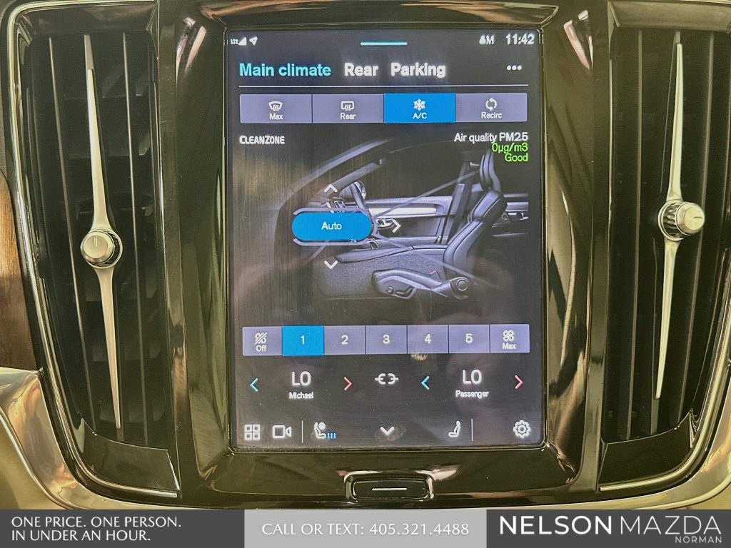 Used 2022 Volvo S90 B6 Inscription w/ Advanced Package AWD/4WD image 19