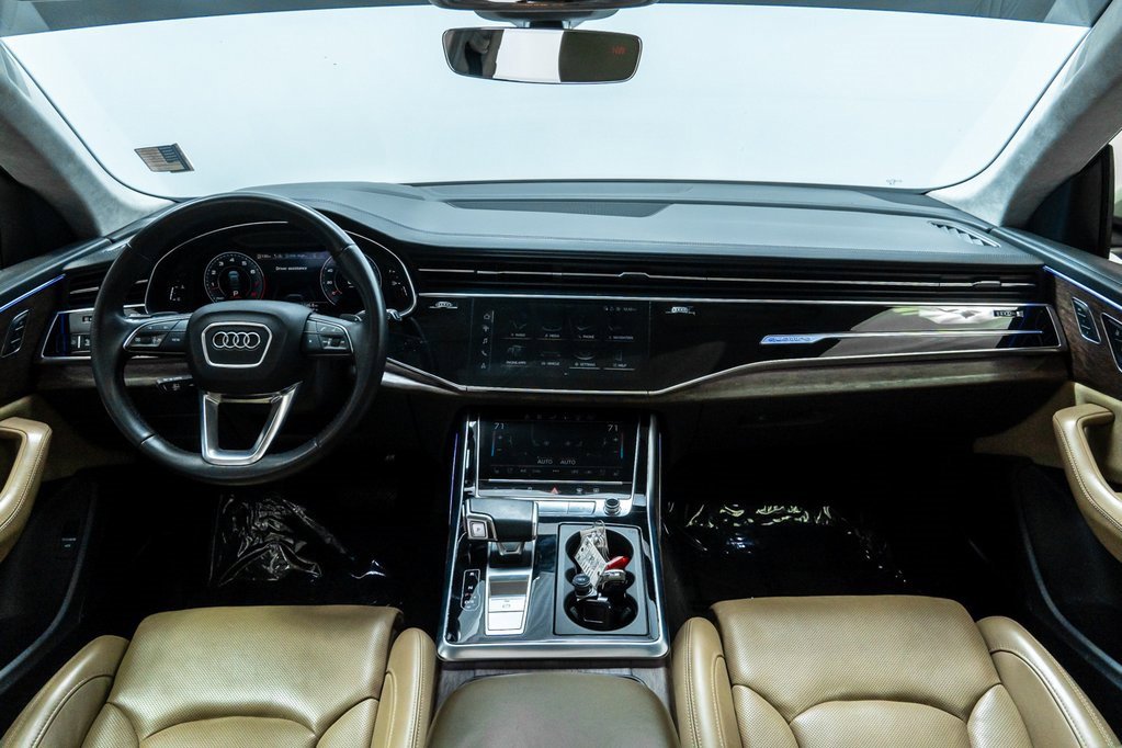 Used 2020 Audi Q8 Prestige w/ Prestige Package image 22