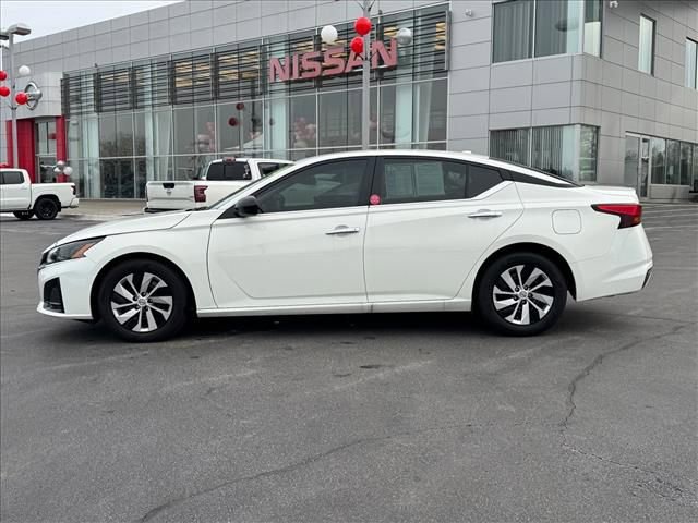 Certified 2025 Nissan Altima 2.5 S image 6