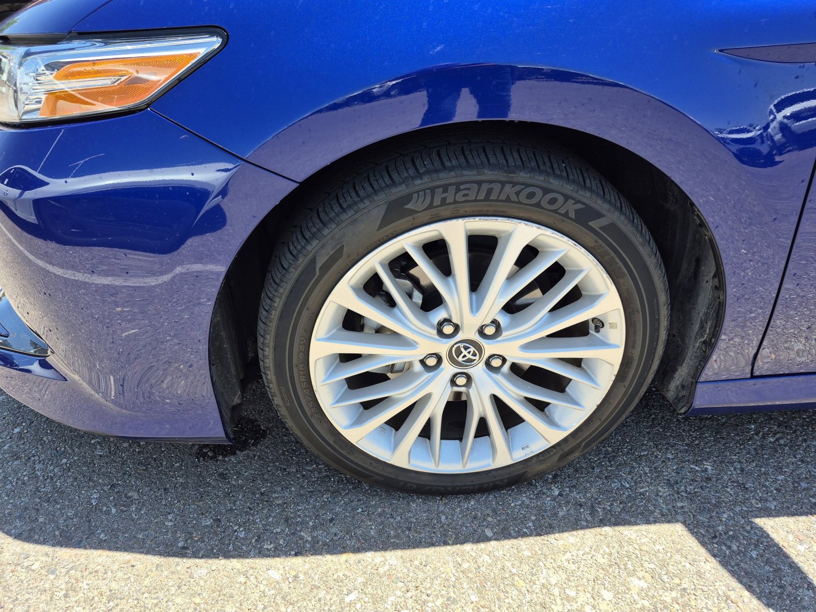 Used 2018 Toyota Camry XLE w/ Driver Assist Package FWD image 24