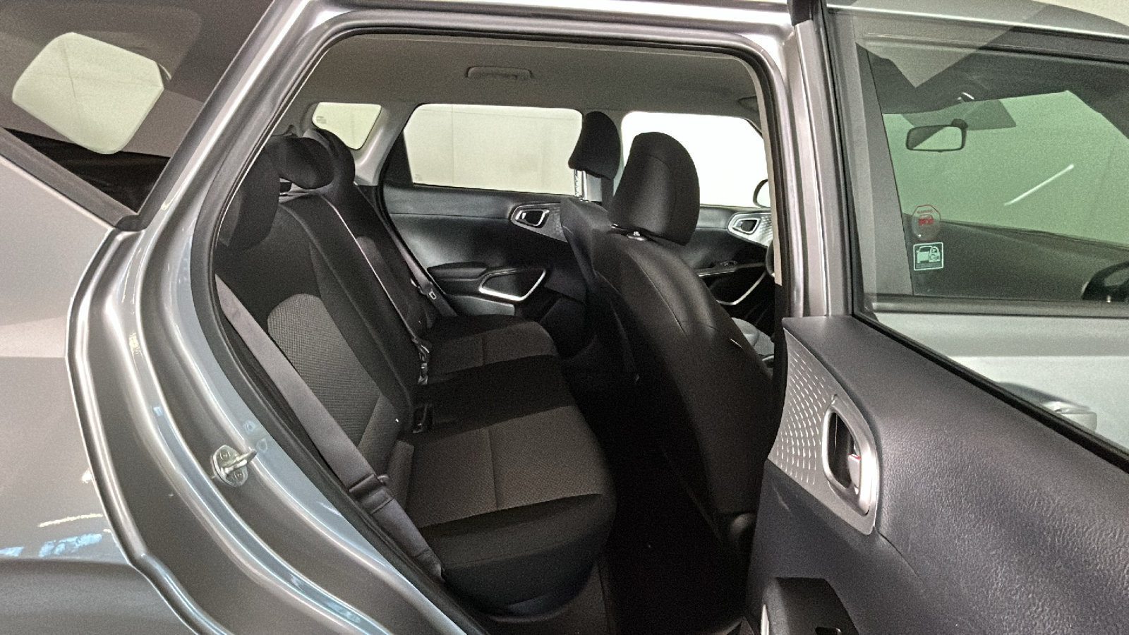 Used 2022 Kia Soul LX FWD image 34