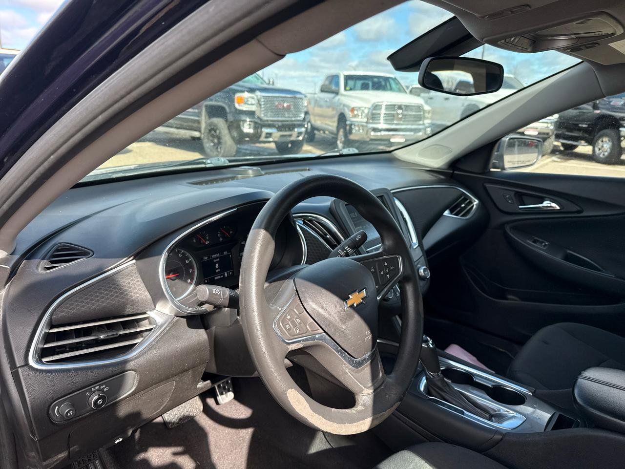 Used 2017 Chevrolet Malibu LT image 13