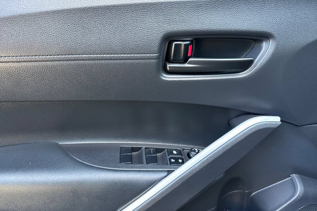 Certified 2025 Toyota Corolla Cross AWD Hybrid image 10