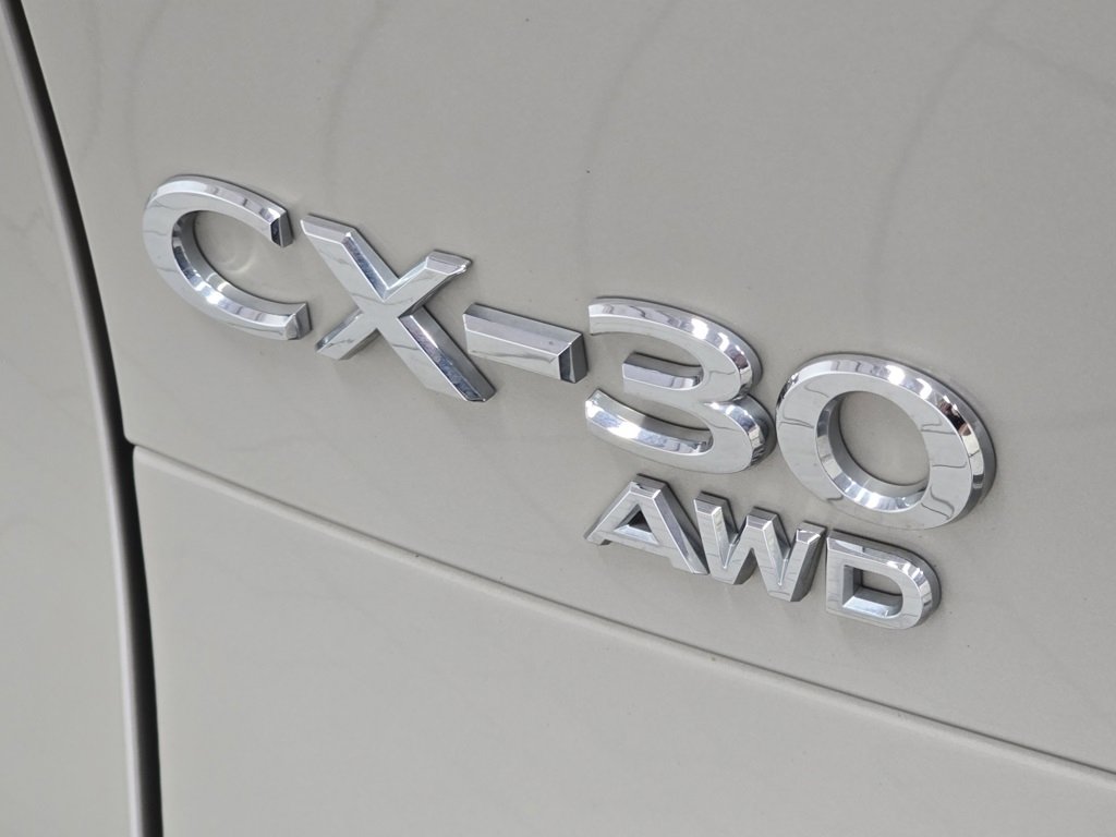 Used 2024 MAZDA CX-30 AWD 2.5 S w/ Select Sport Pkg image 17