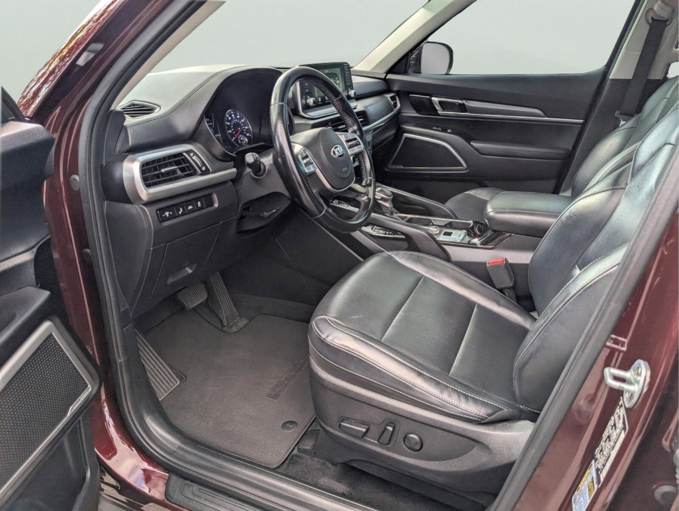 Used 2020 Kia Telluride S w/ S 8 Passenger Seating Package image 31