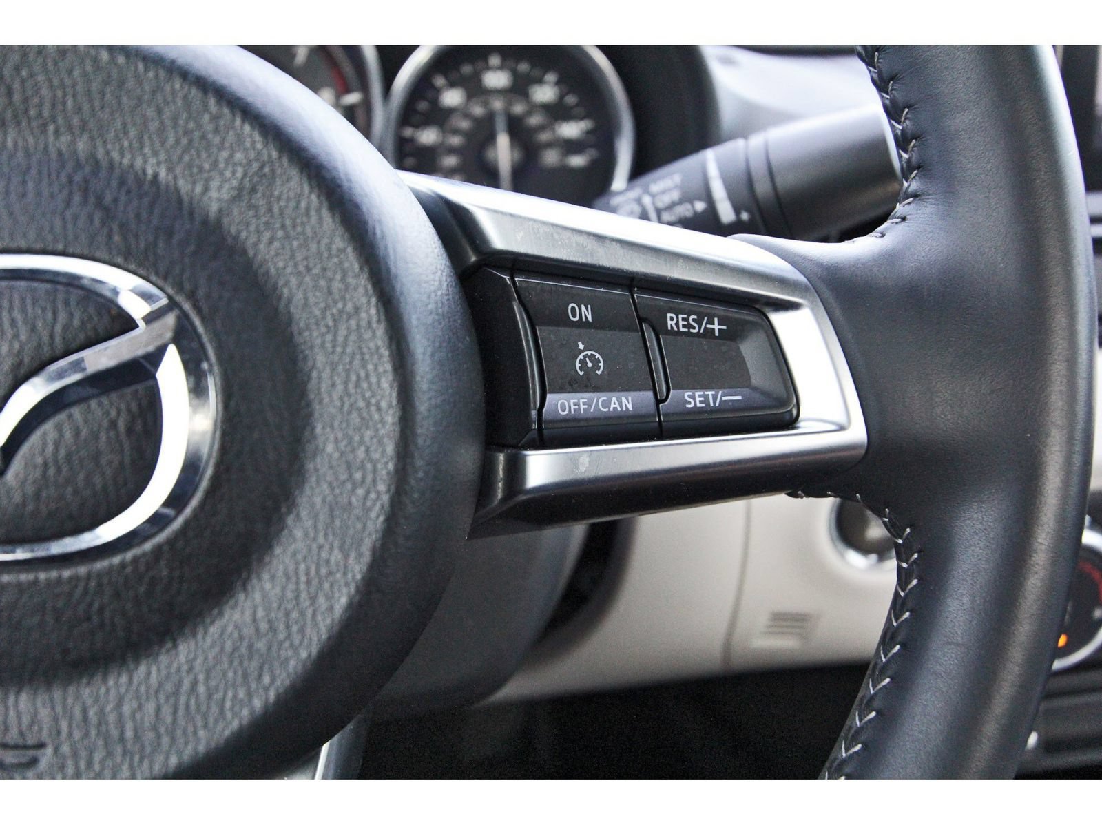 Used 2021 MAZDA MX-5 Miata RF Grand Touring RWD image 15