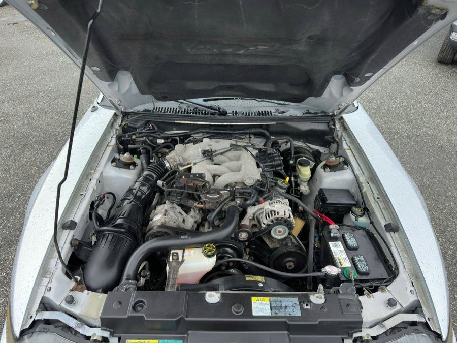 Used 2003 Ford Mustang Premium RWD image 32