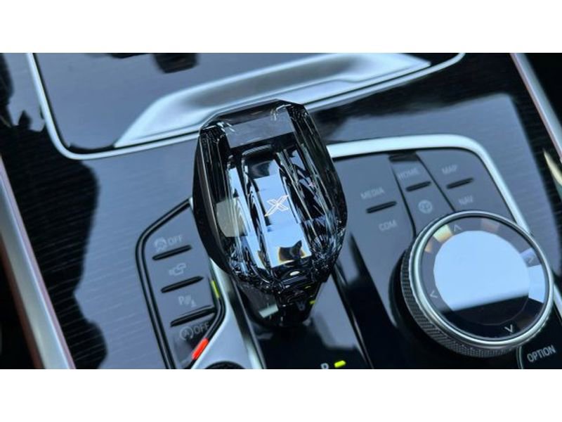 Used 2020 BMW X7 M50i image 47