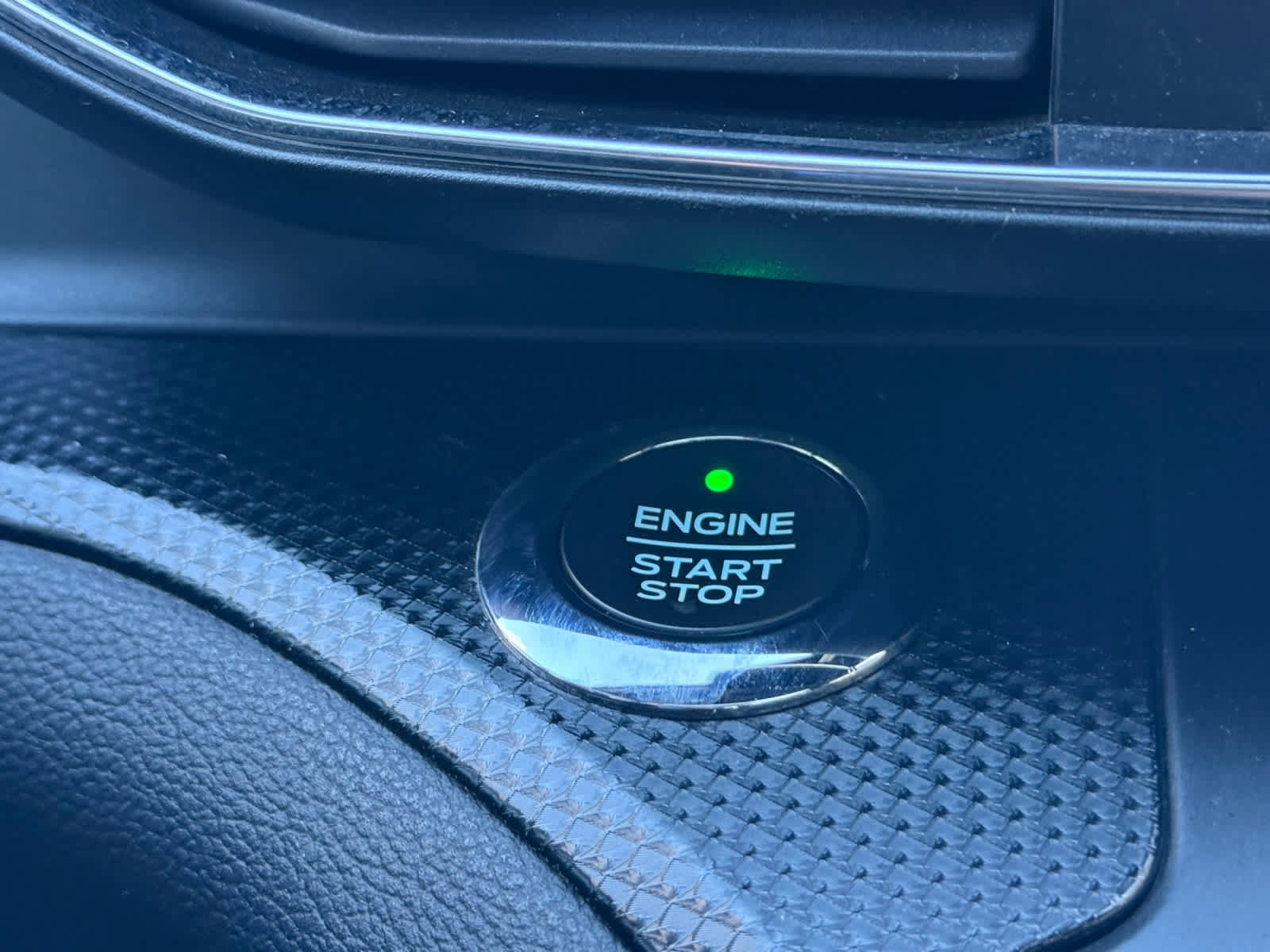 Used 2020 Ford Explorer ST w/ ST Street Pack image 15