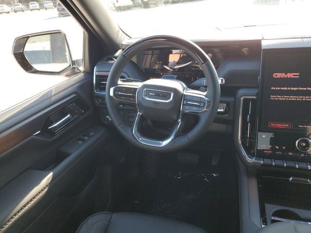 New 2026 GMC Yukon XL Denali w/ Denali Reserve Package image 13