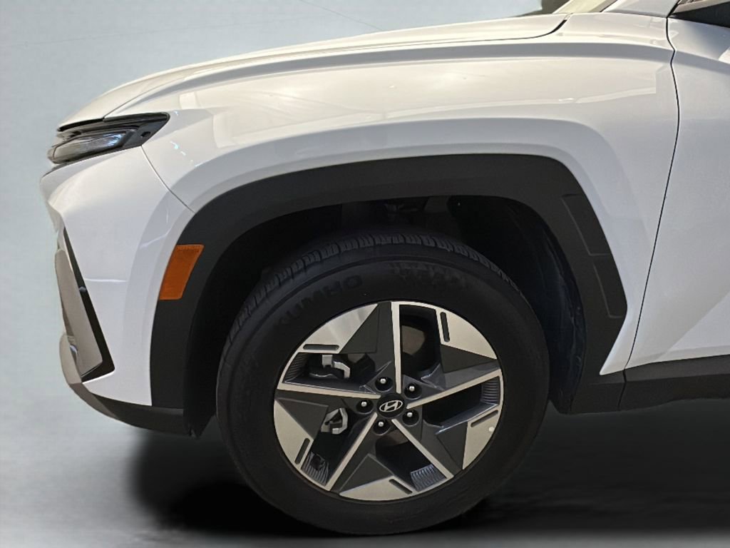 Certified 2025 Hyundai Tucson SEL image 3
