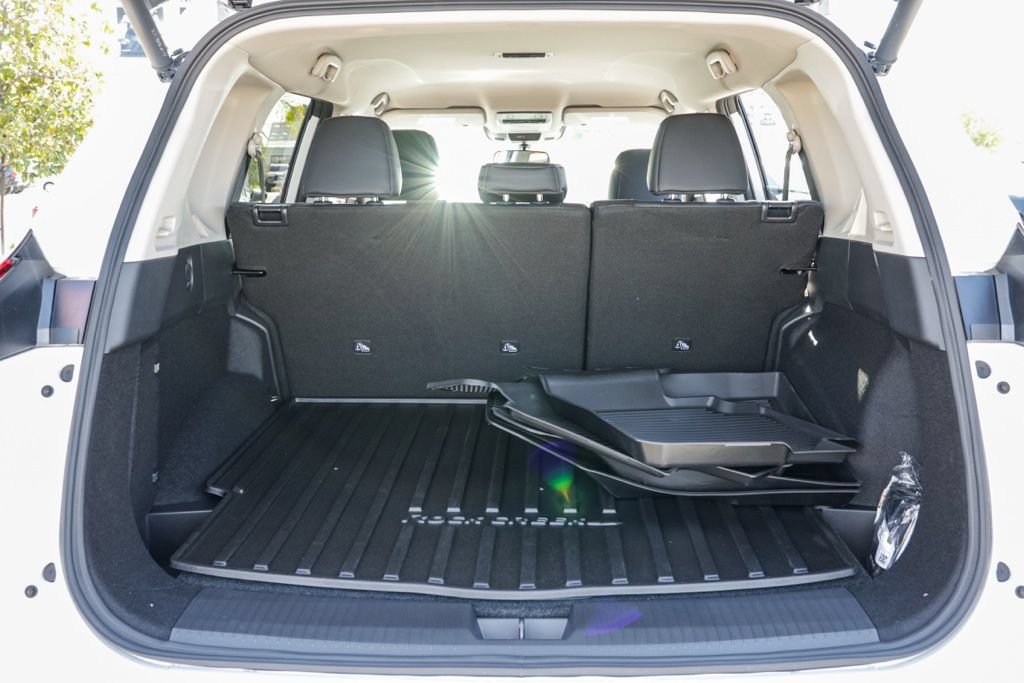 New 2026 Nissan Rogue SV AWD/4WD image 19