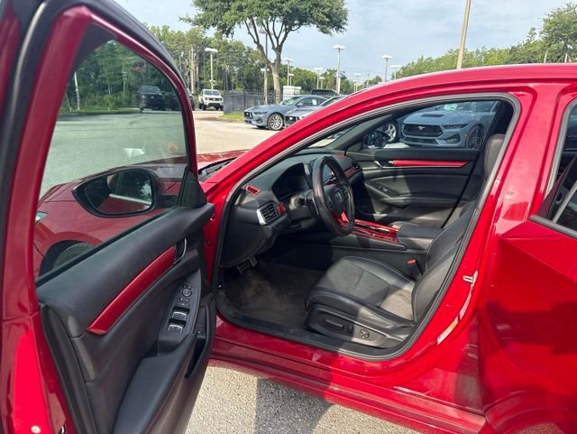 Used 2019 Honda Accord Sport image 12