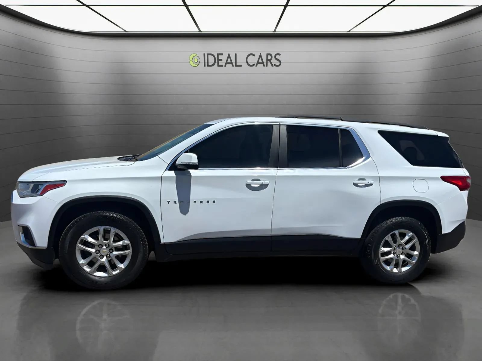 Used 2020 Chevrolet Traverse LT FWD image 8