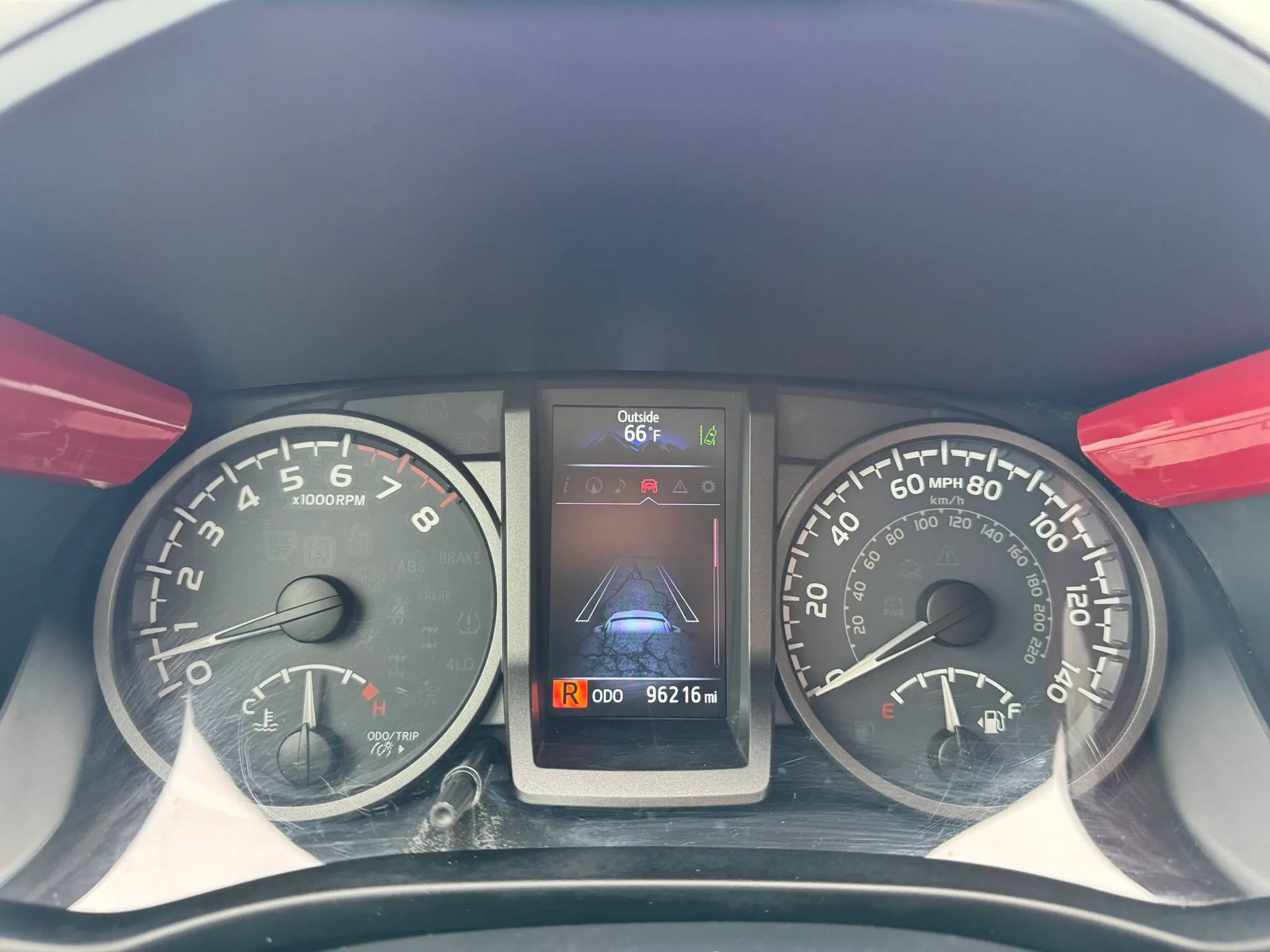 Used 2018 Toyota Tacoma TRD Off-Road w/ Technology Package AWD/4WD image 27