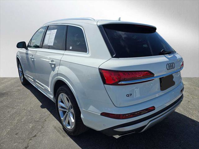Used 2025 Audi Q7 2.0T Premium w/ Convenience Package image 5