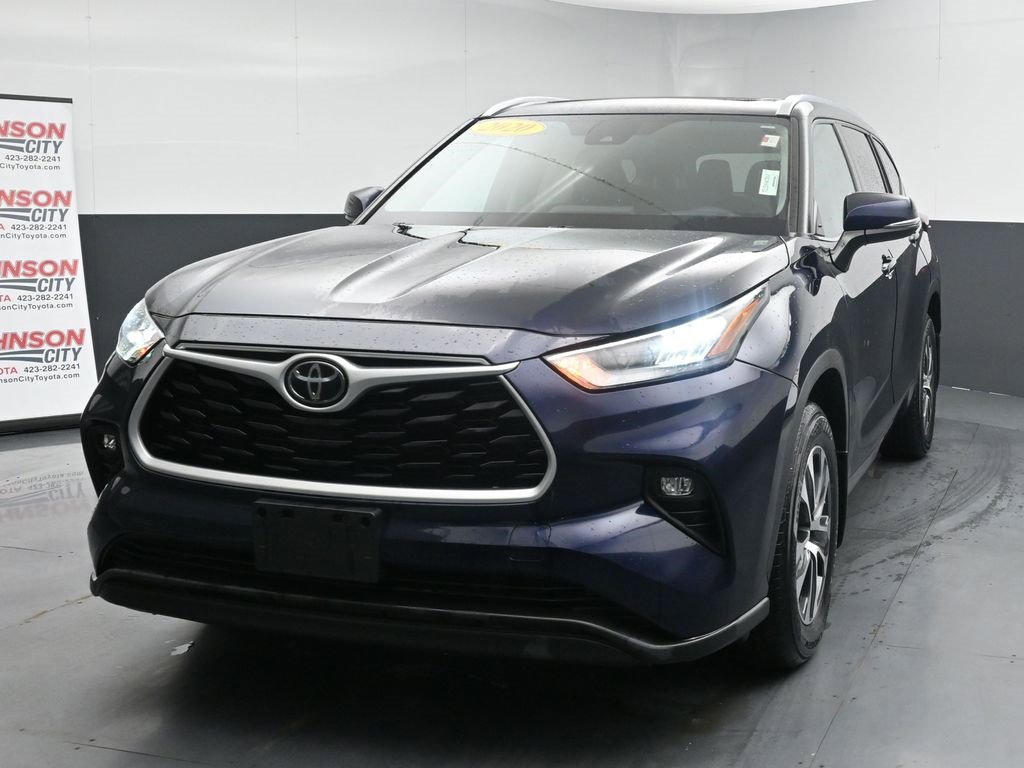 Used 2020 Toyota Highlander XLE image 4
