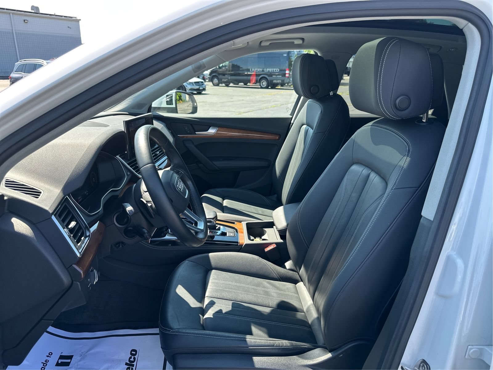 Used 2023 Audi Q5 2.0T Premium Plus AWD/4WD image 9