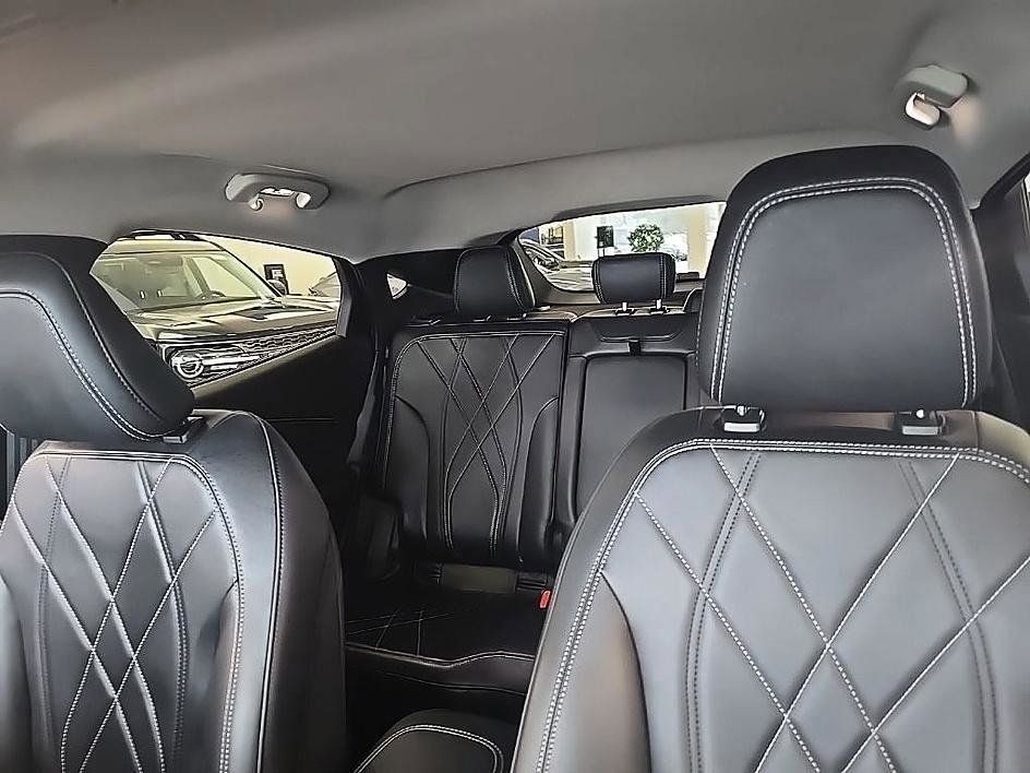 Used 2021 Ford Mustang Mach-E Select w/ Comfort/Appearance Package image 28