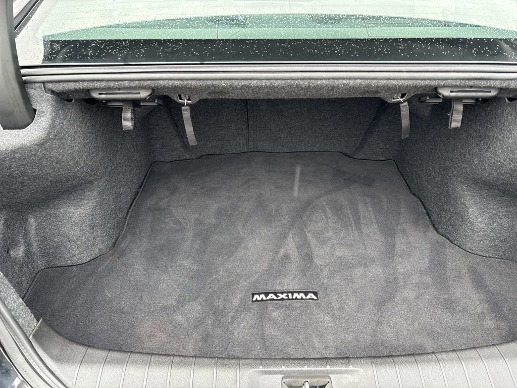 Used 2023 Nissan Maxima SR w/ Sport Mat Group image 10