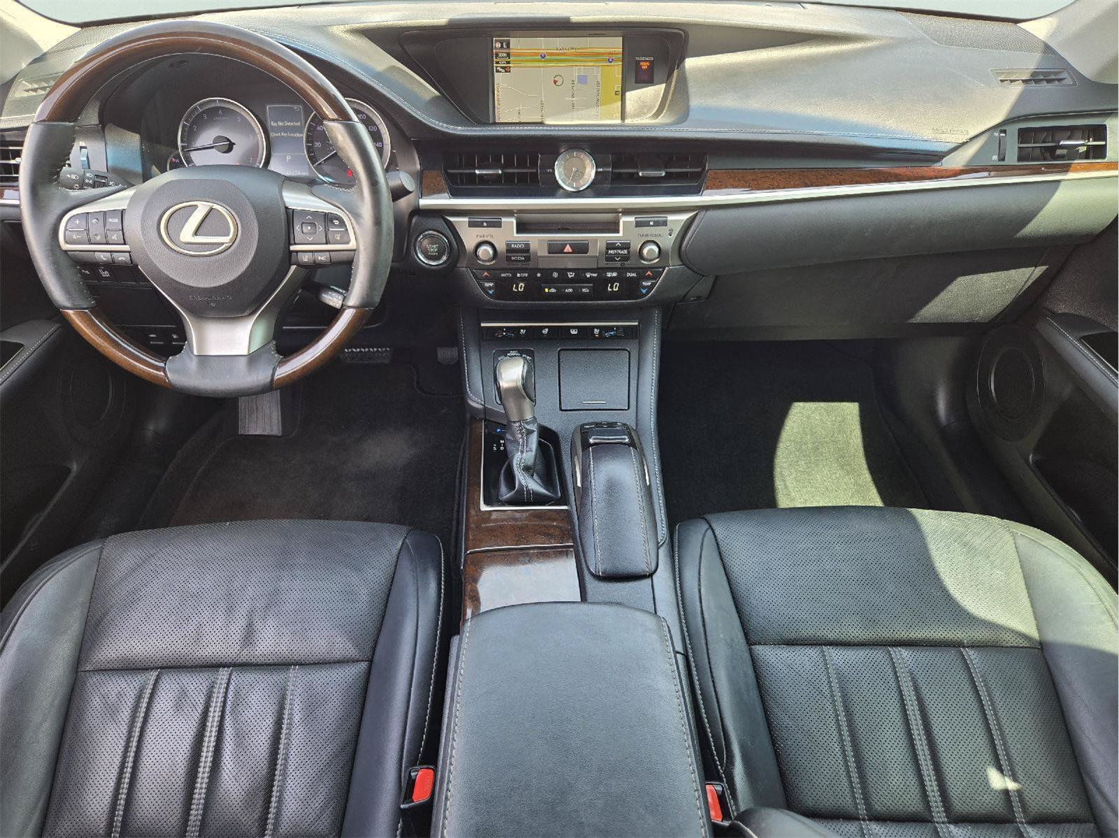 Used 2018 Lexus ES 350 w/ Luxury Package w/Wood Trim FWD image 23