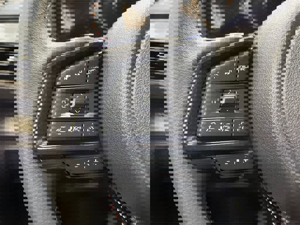 Certified 2025 Subaru Crosstrek 2.5i Limited image 17