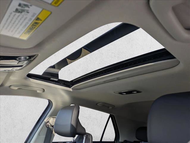 Used 2024 Kia Niro EX Touring image 16