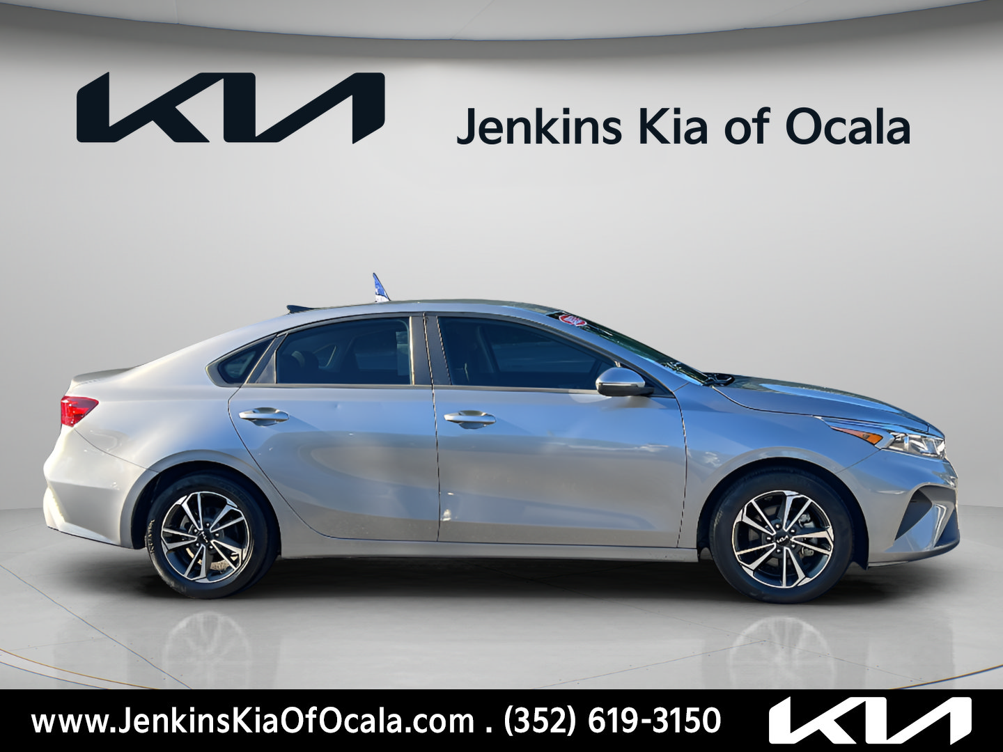 Certified 2023 Kia Forte LXS w/ LXS Technology Package FWD image 2