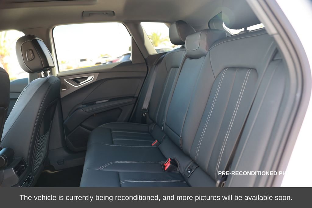 Used 2024 Audi Q4 e-tron Premium Plus w/ Premium Plus image 34