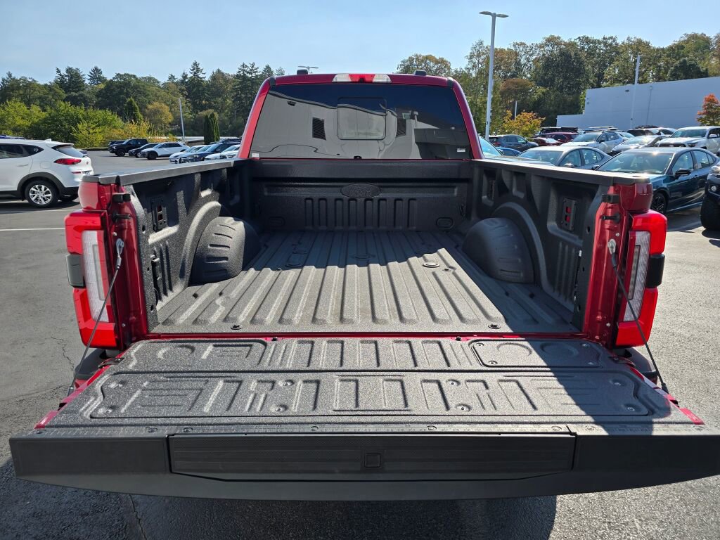 Used 2025 Ford F350 Platinum image 24