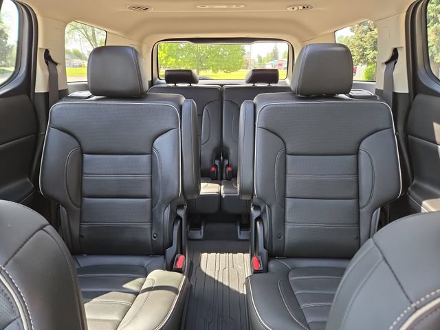 Used 2023 GMC Acadia Denali w/ Black Diamond Edition AWD/4WD image 30