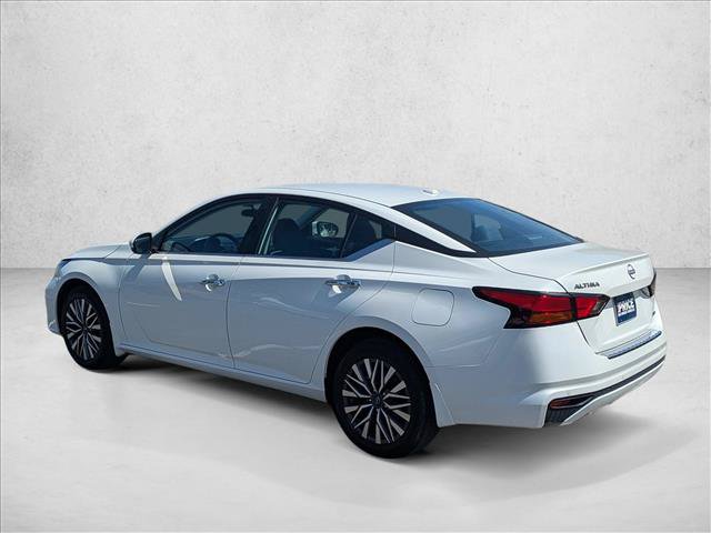 Used 2023 Nissan Altima 2.5 SV AWD/4WD image 8