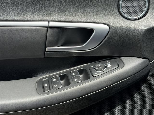 Used 2025 Hyundai Sonata SEL FWD image 25