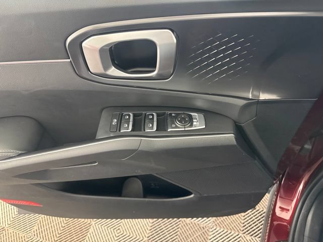 Certified 2025 Kia Sorento EX w/ Panoramic Sunroof Package FWD image 20