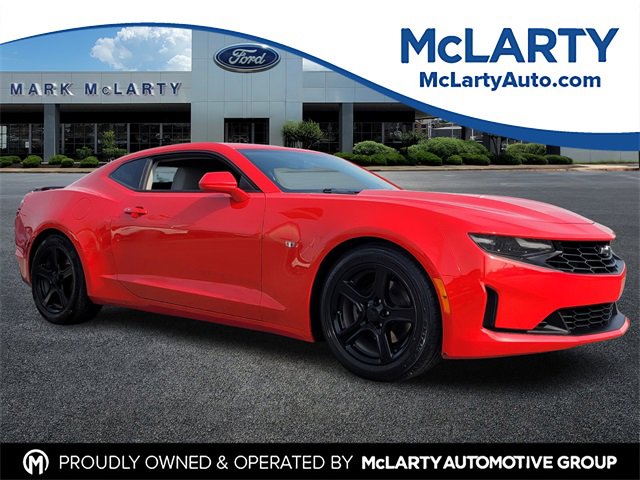 Used 2022 Chevrolet Camaro LT image 1