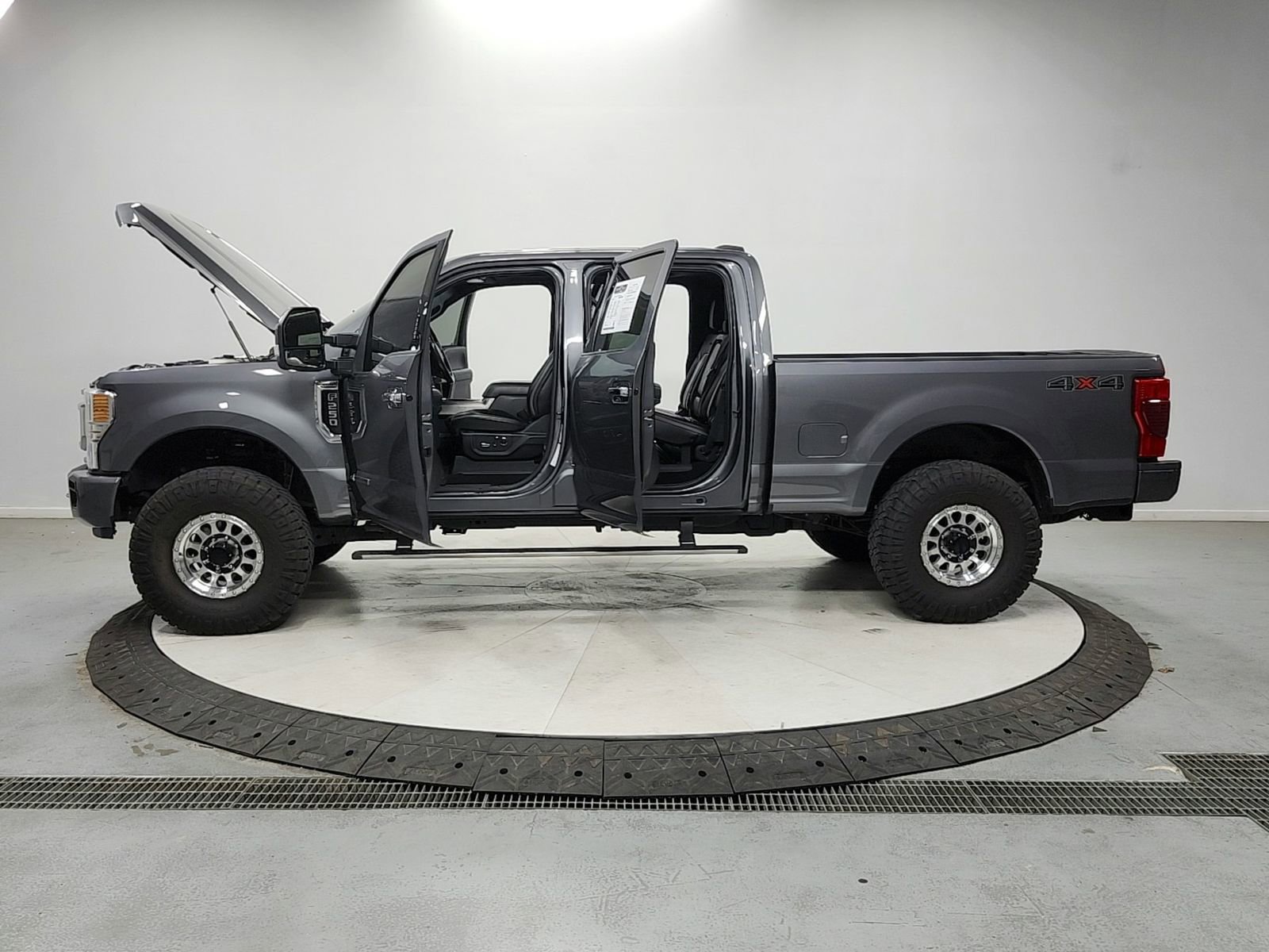 Used 2021 Ford F250 Platinum AWD/4WD image 12