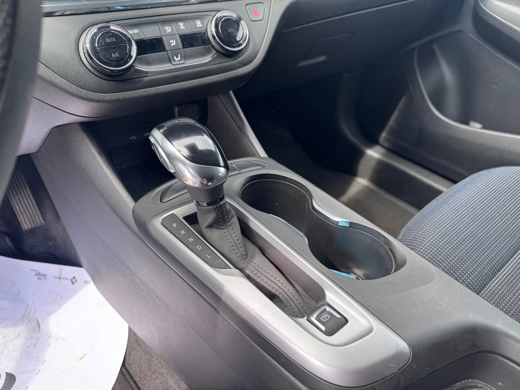 Used 2026 Buick Envista Preferred image 16