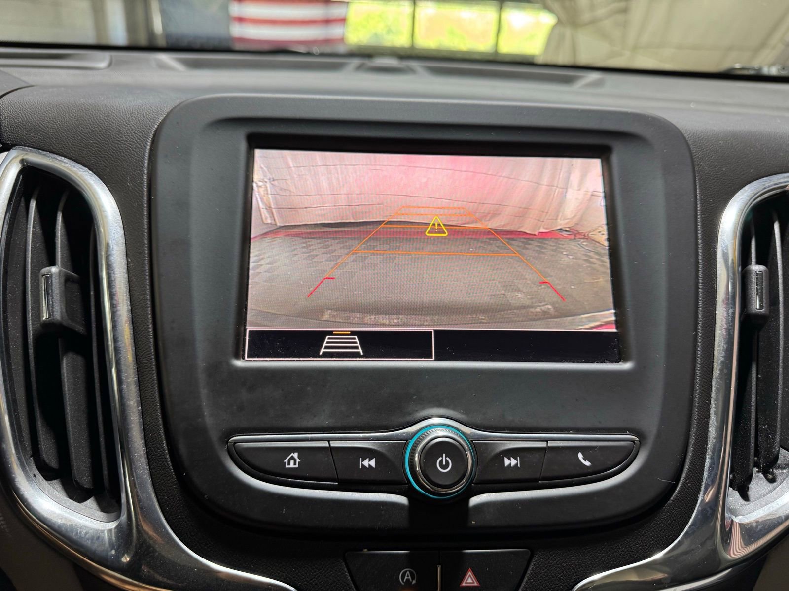 Used 2023 Chevrolet Equinox LT w/ Driver Convenience Package image 29