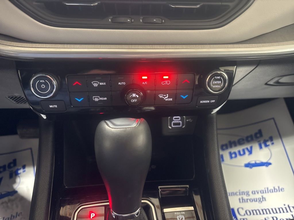 Used 2025 Jeep Compass Limited AWD/4WD image 19