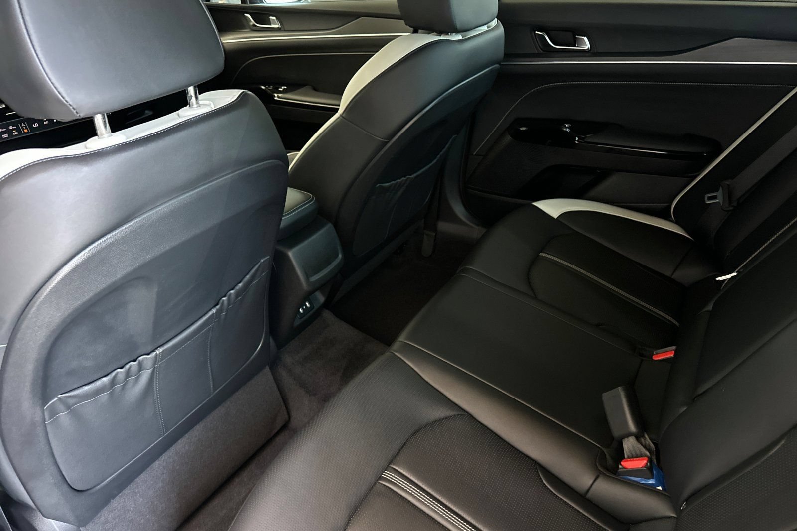 Certified 2025 Kia K5 GT-Line w/ GT-Line Premium Package FWD image 13