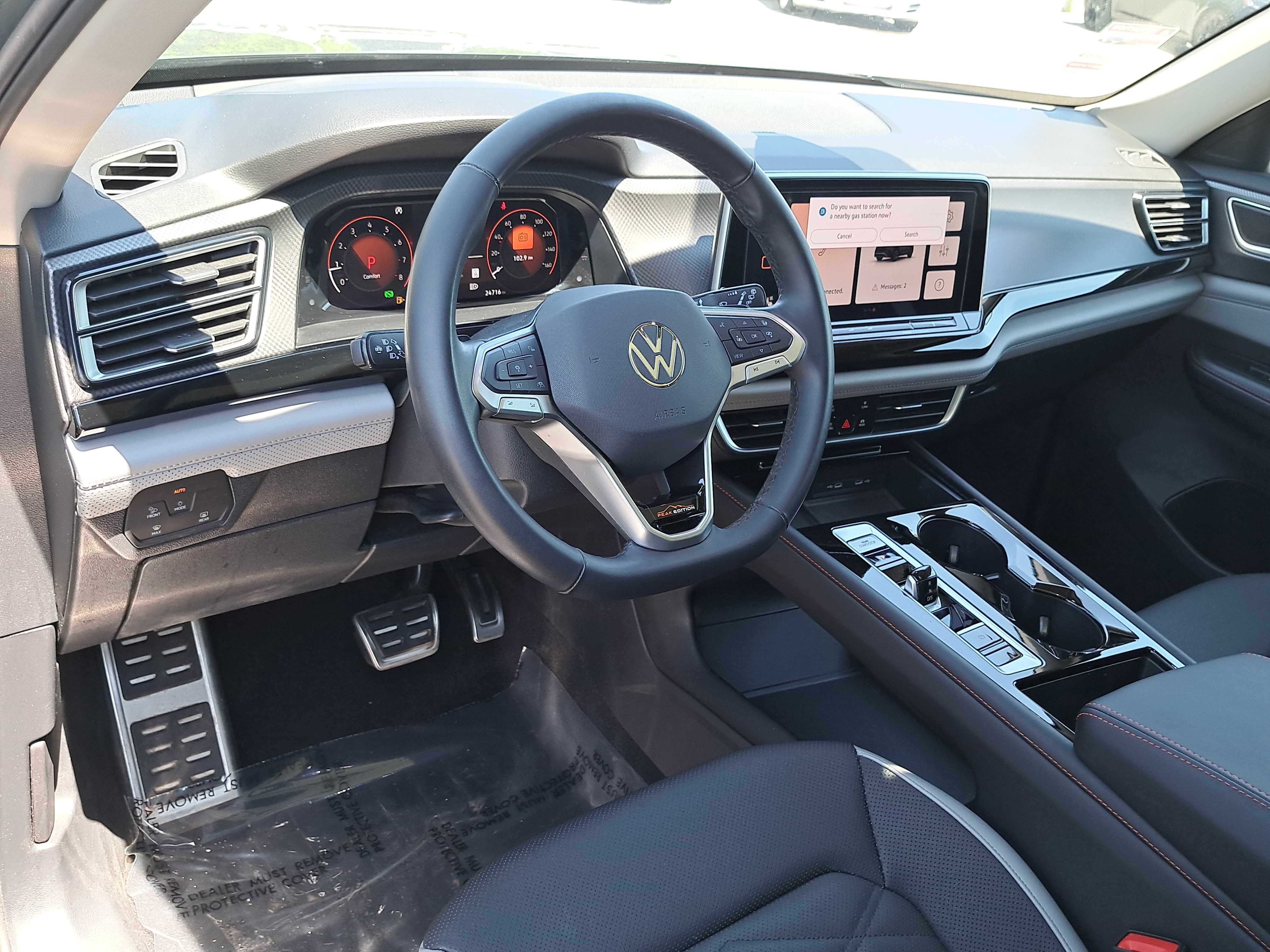 Used 2024 Volkswagen Atlas Peak Edition SEL AWD/4WD image 17