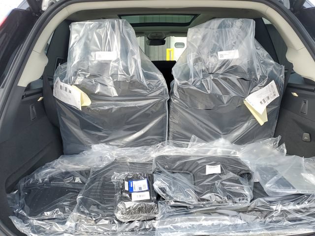 New 2026 Volvo XC90 B6 Plus w/ Protection Package Premier AWD/4WD image 31