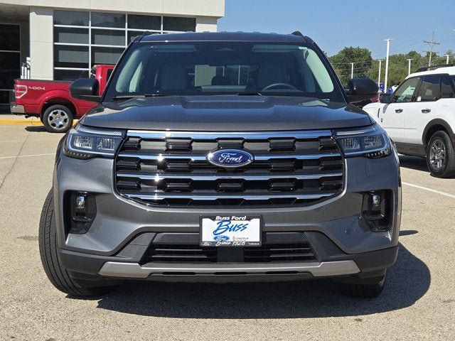Used 2026 Ford Explorer Active w/ Active Comfort Package AWD/4WD image 2