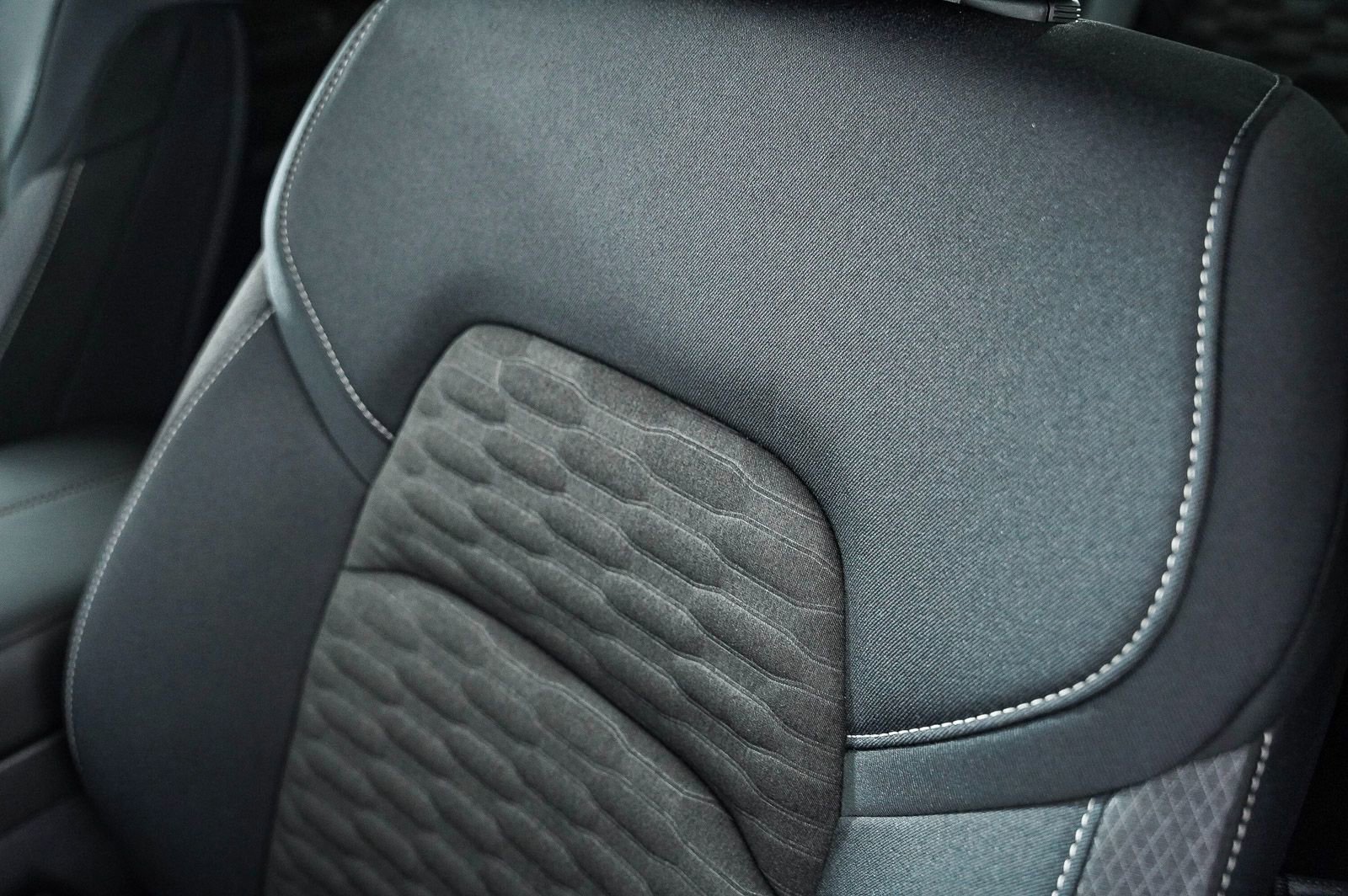 Certified 2025 Nissan Pathfinder S image 24